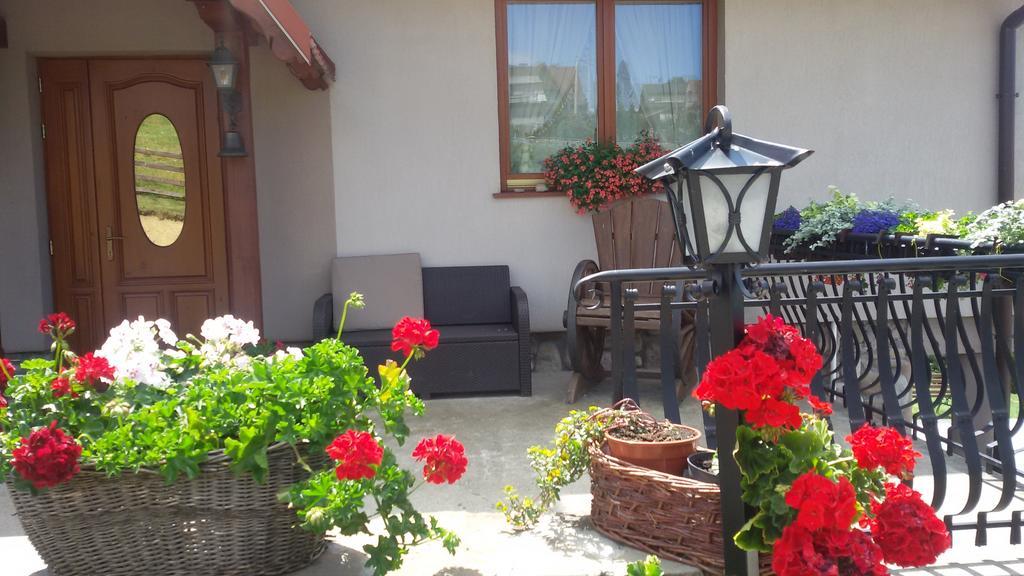 Apartamenty I Pokoje Rodzinne Czarna Gora Exterior photo
